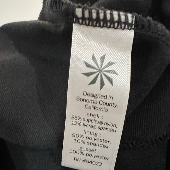 Athleta tennis skirt. Black size M. Great Condition. - Picture 6 of 6